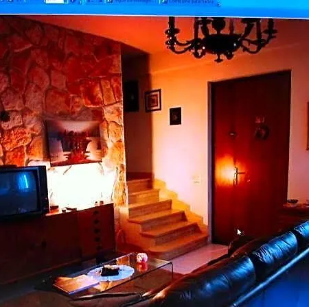 Torre Pelosa Bed and Breakfast 3*